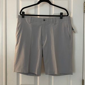 Men’s Callaway golf shorts